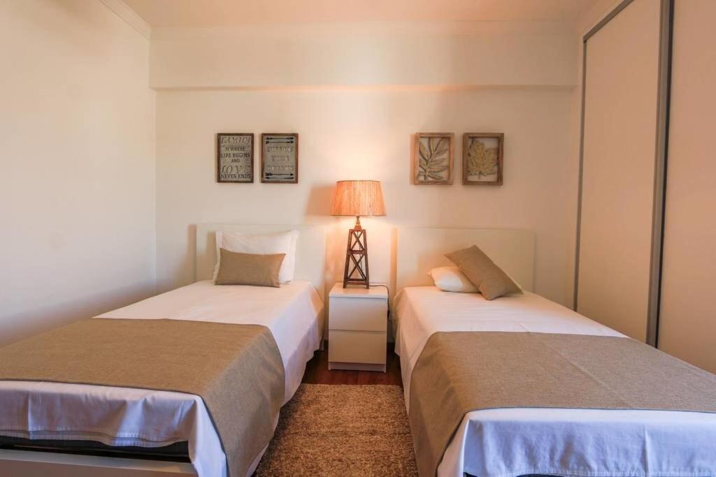 Guestready - Marina View Top Floor With Terrace Ponta Delgada Eksteriør billede